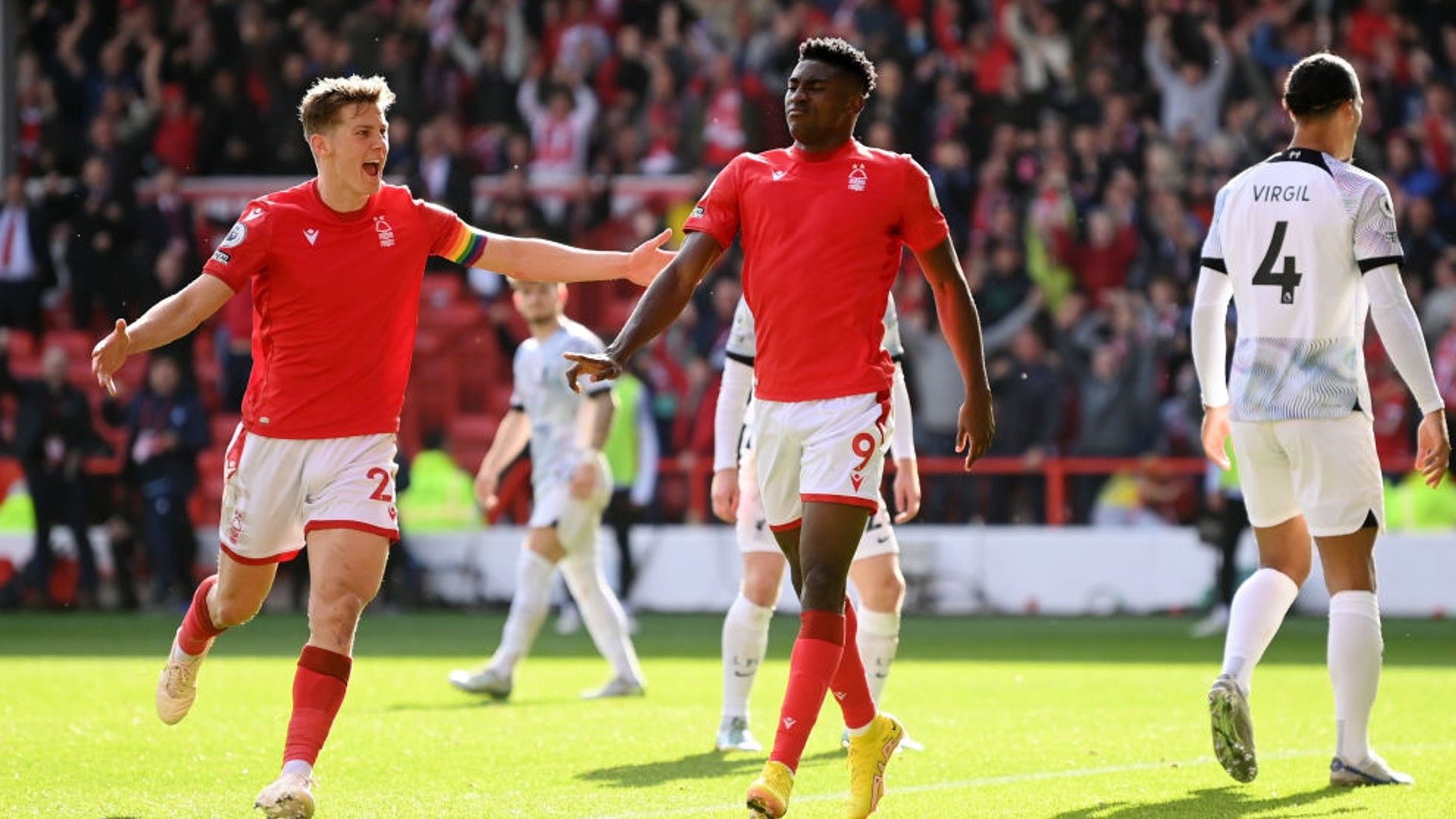 大半个赛季 大半个赛季